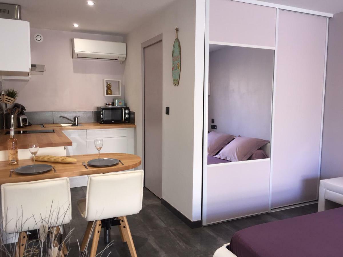Plage A 400 M Studio Tout Confort Terrasse Clim Parking Hyères Kültér fotó